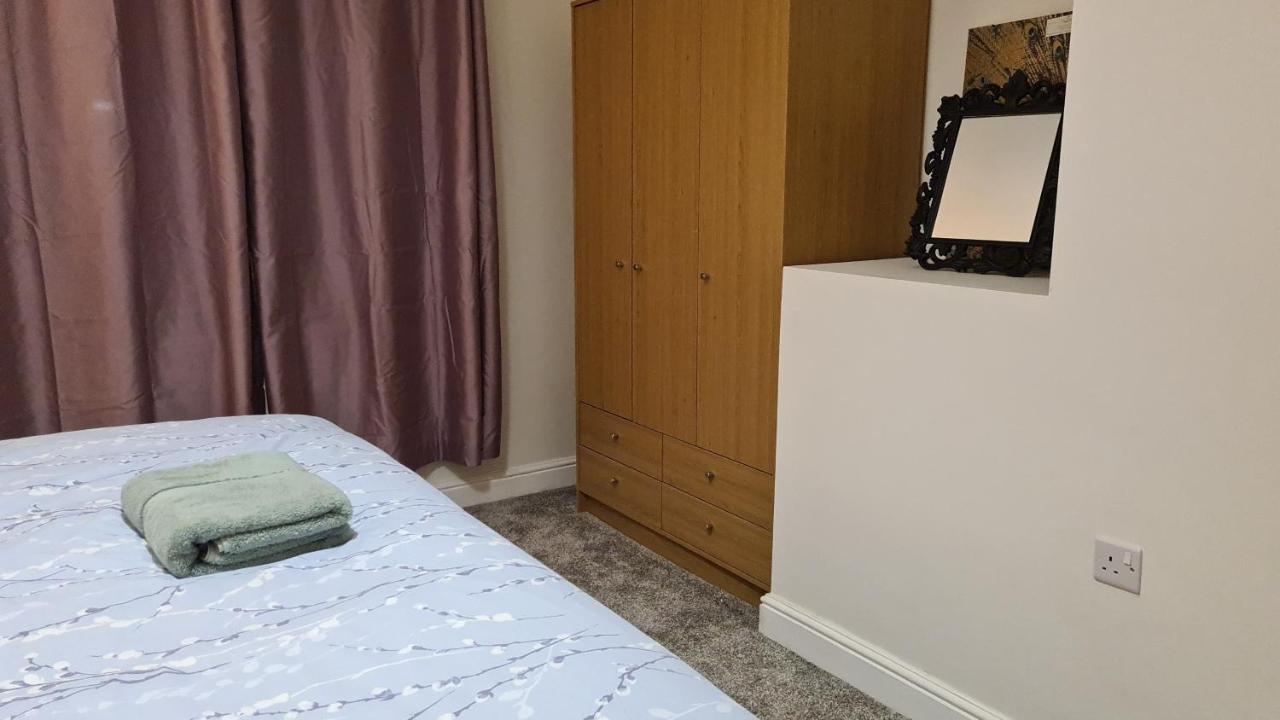 Spacious 3 Bedroom House in Spondon, Derby Buitenkant foto